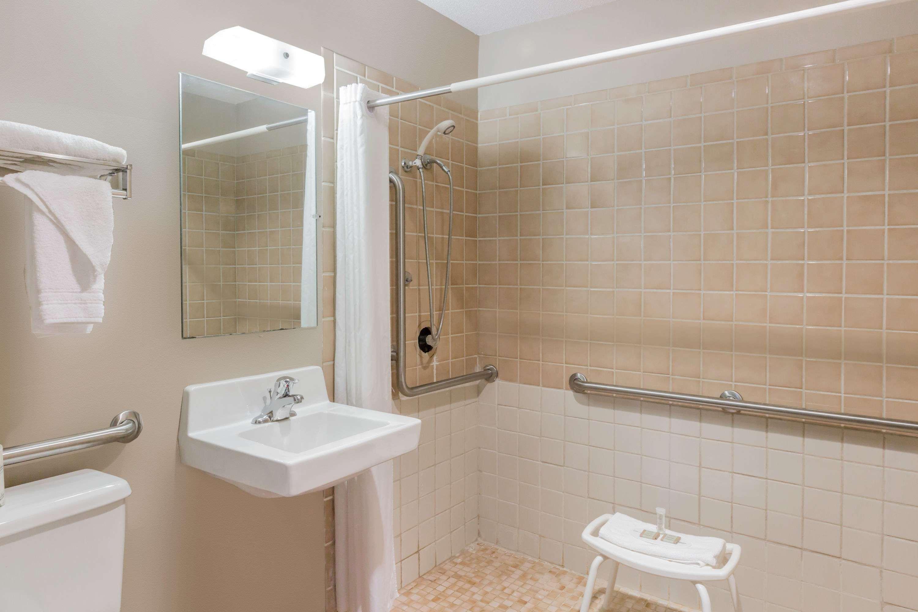 Super 8 By Wyndham Madison Ξενοδοχείο Εξωτερικό φωτογραφία